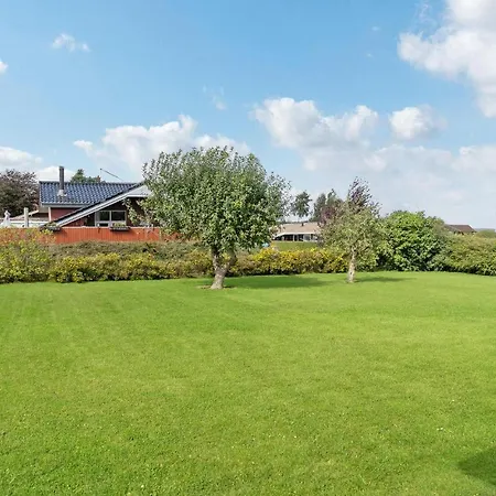 Feriehus Beautiful In With Sauna, Wifi And 4 Bedrooms