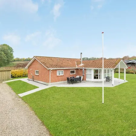 Feriehus Beautiful In With Sauna, Wifi And 4 Bedrooms