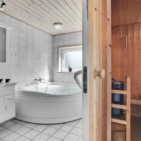 Beautiful In With Sauna, Wifi And 4 Bedrooms Feriehus Hejls